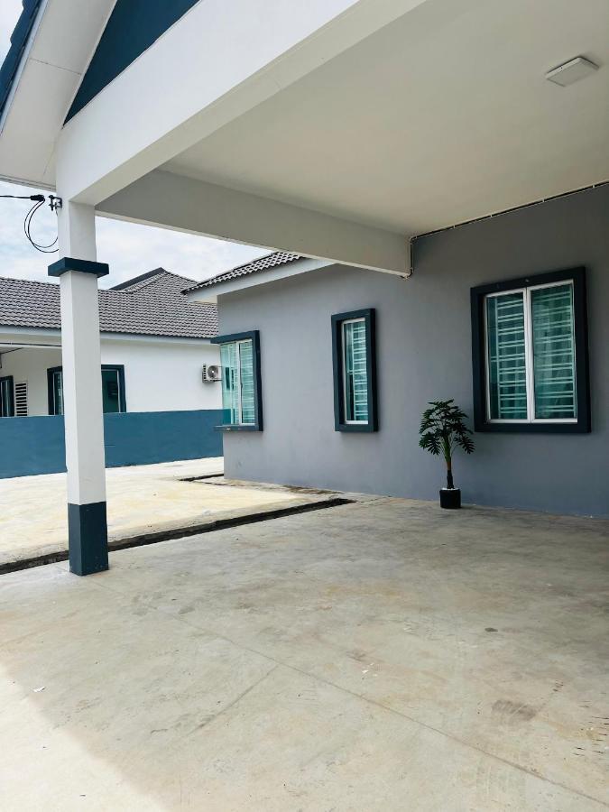 Villa Pool Kepala Batas Kampong Hilir  Экстерьер фото